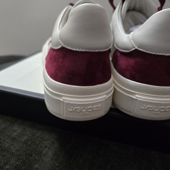 J/SLIDES Maroon and White Casual Sneakers - Picture 7 of 15